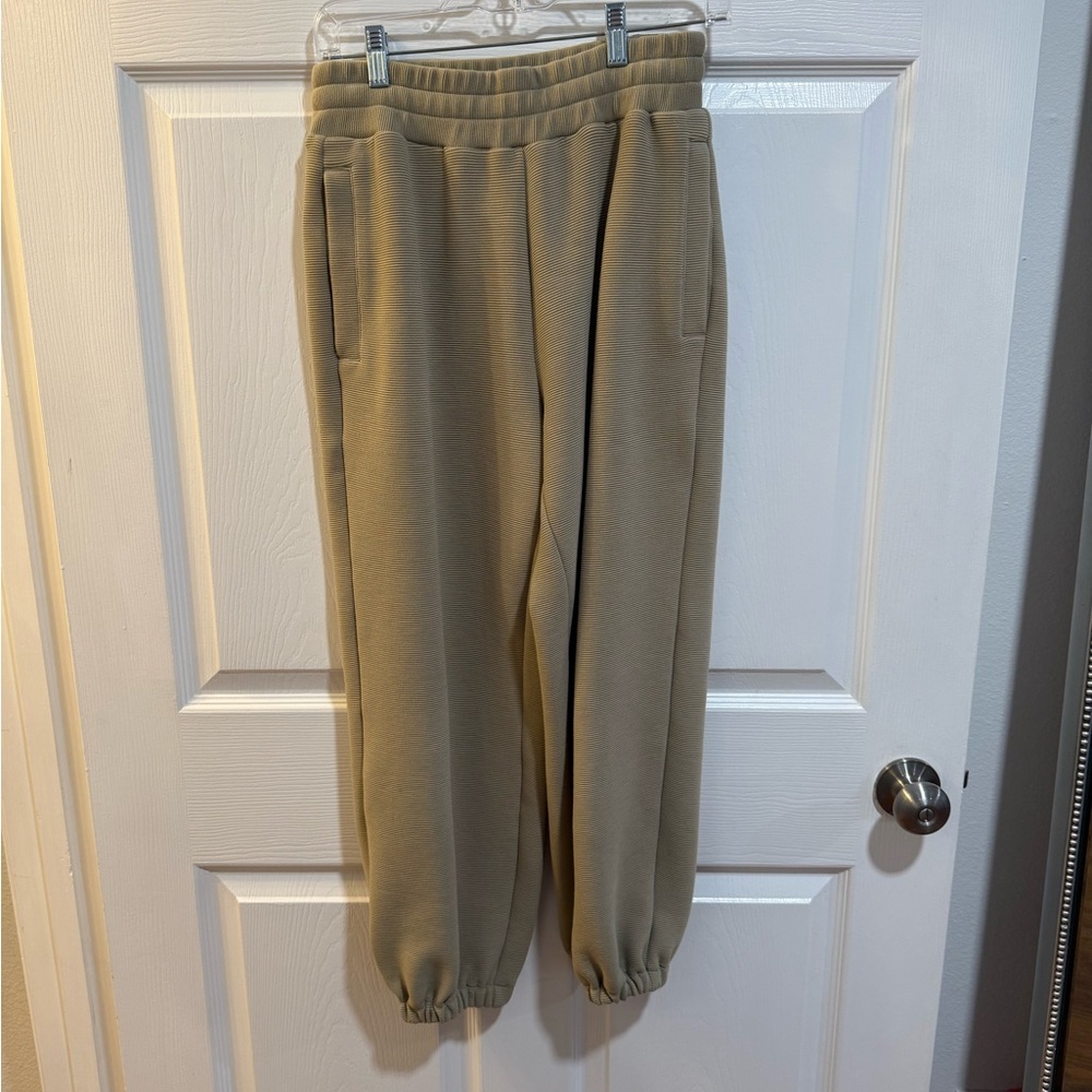 Varley Beige Ribbed Joggers